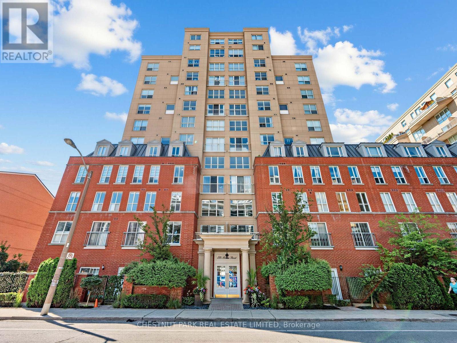 #246 139 MERTON STREET - 1
