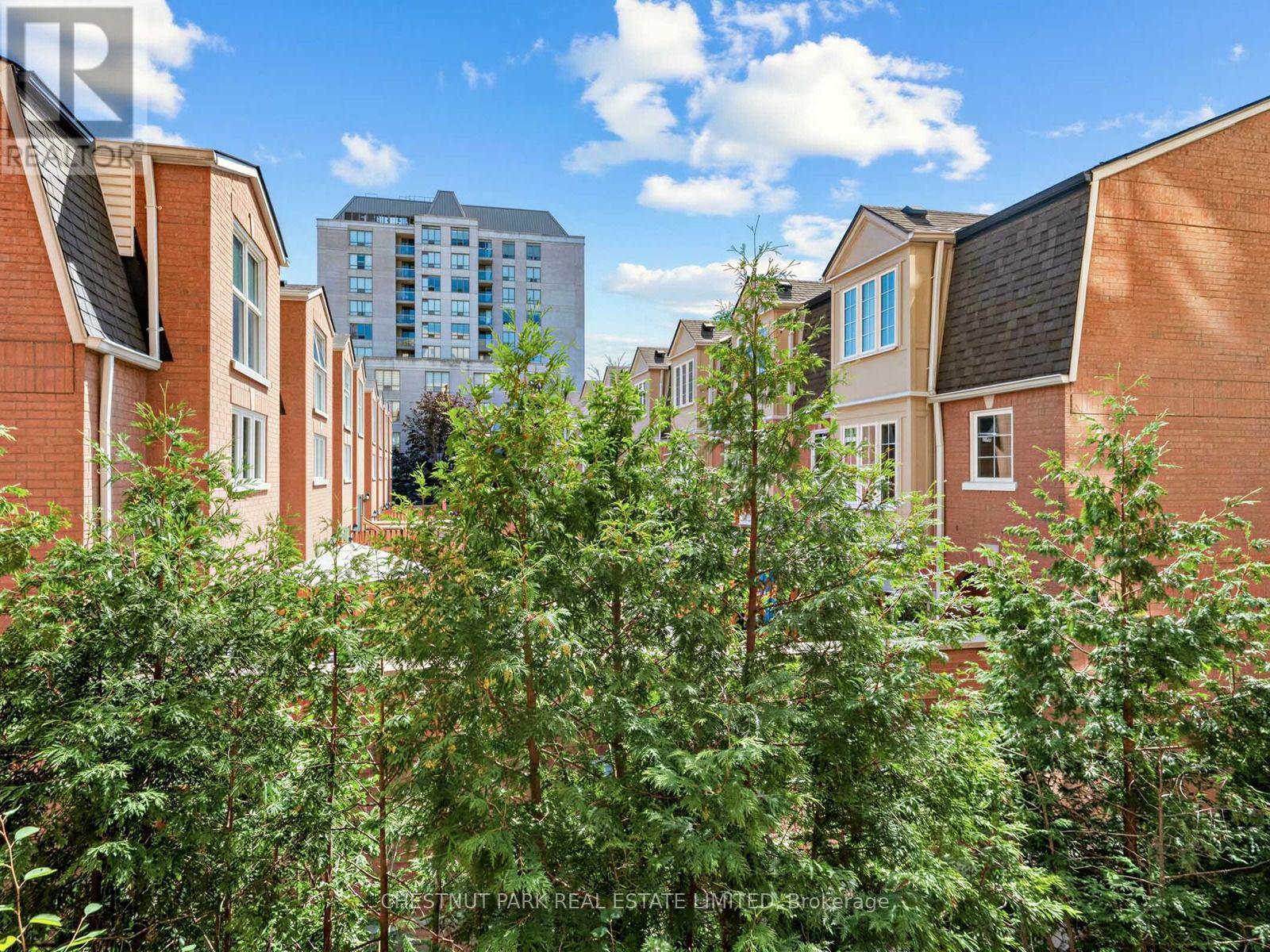 #246 139 MERTON STREET - 21