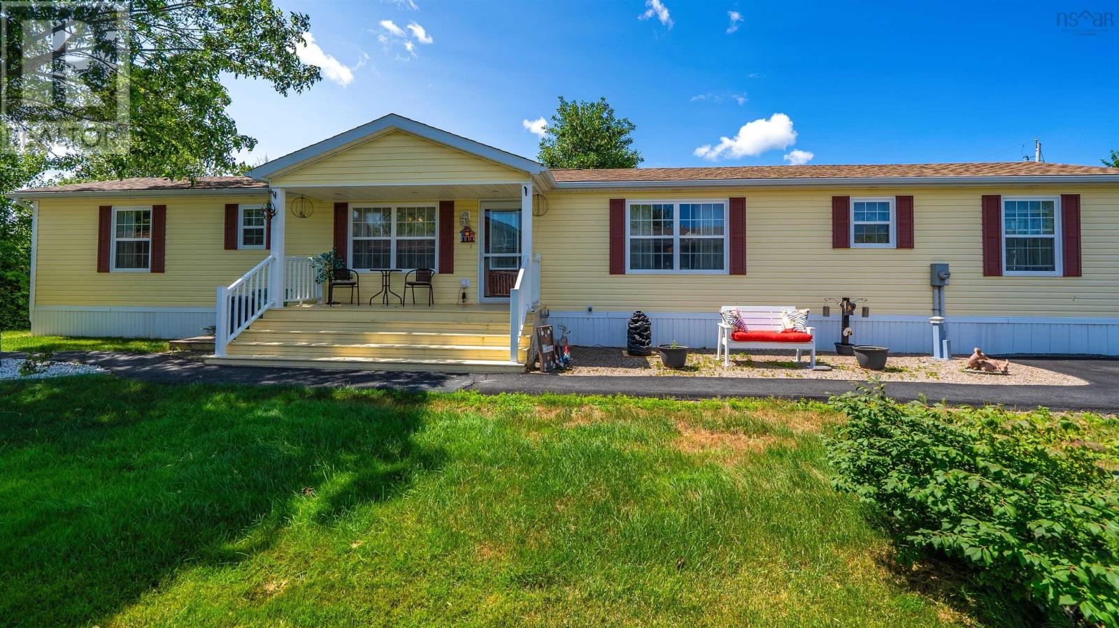 17 Merriweather Crescent - 2