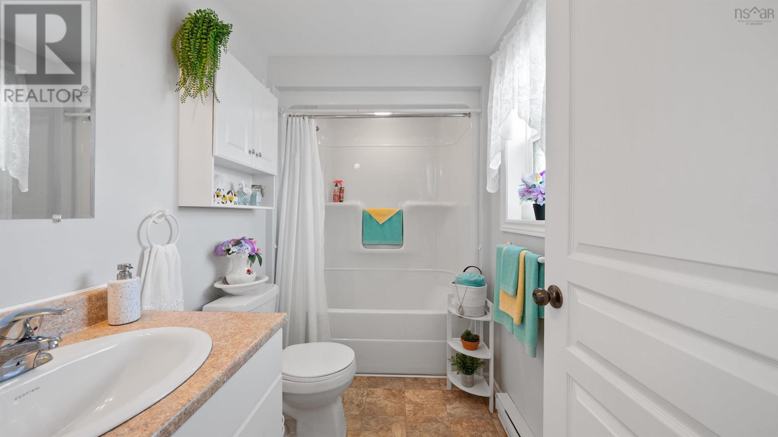 Property 23 of 42 of 17 Merriweather Crescent