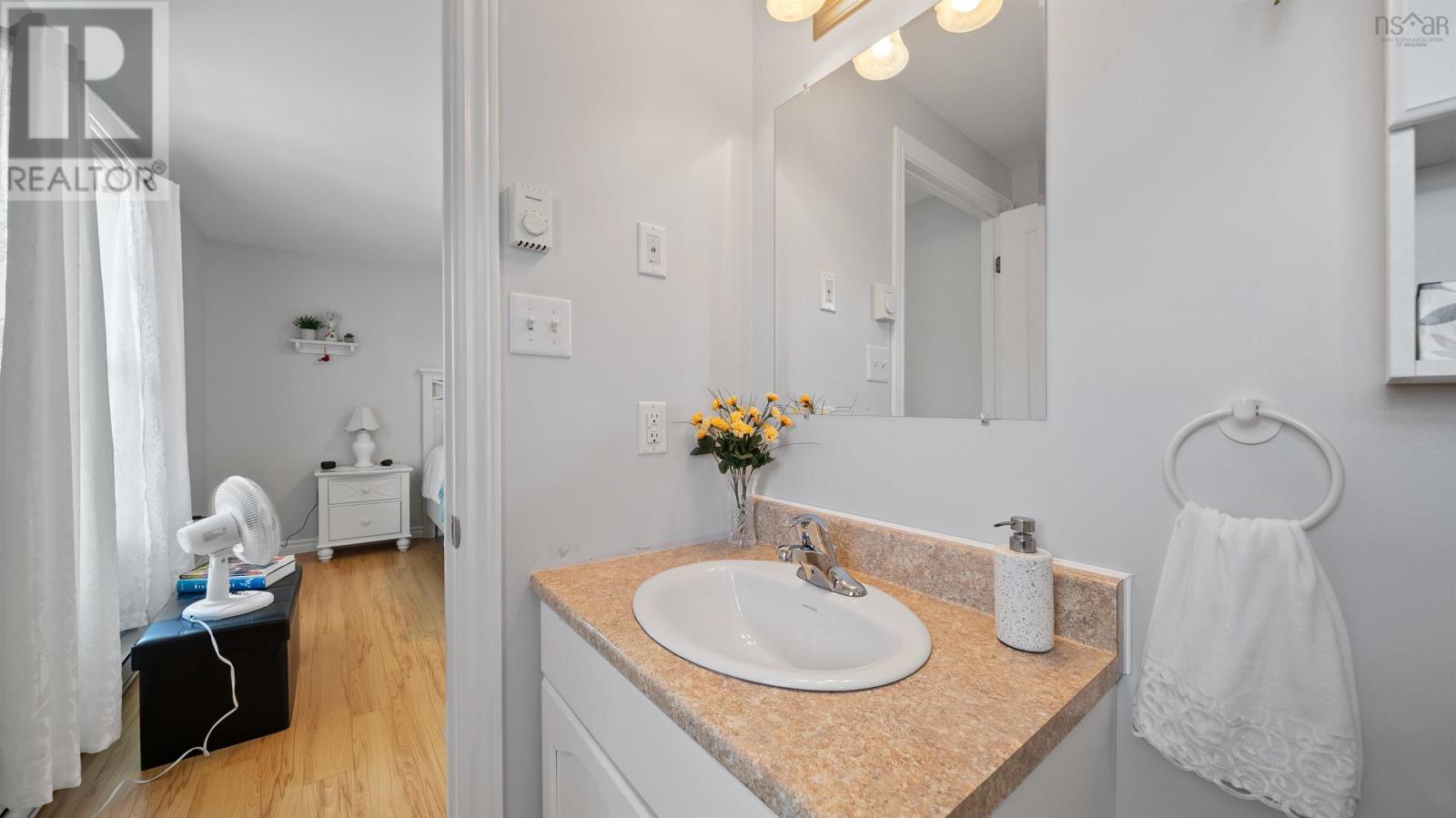 Property 25 of 42 of 17 Merriweather Crescent