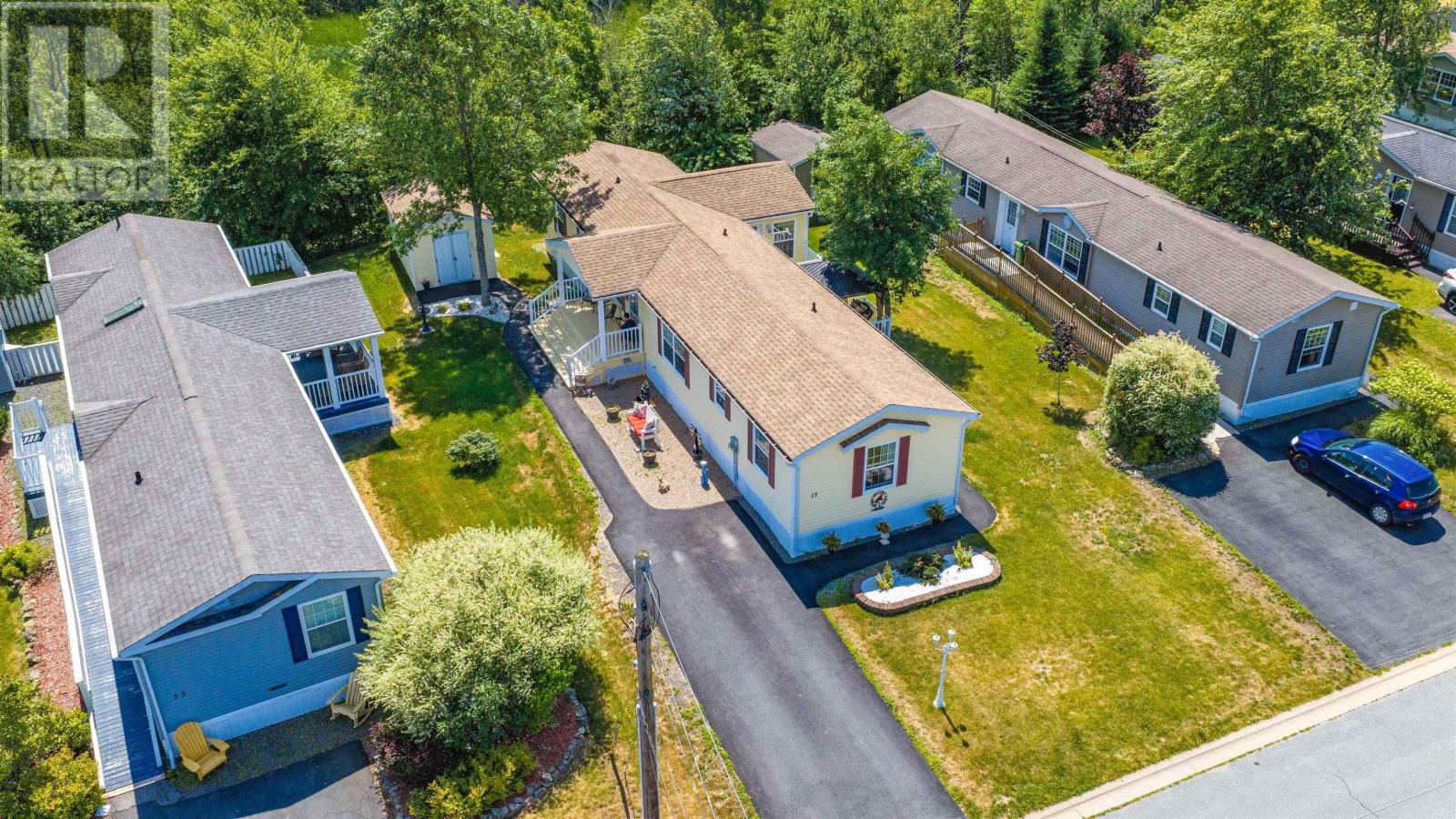 Property 39 of 42 of 17 Merriweather Crescent