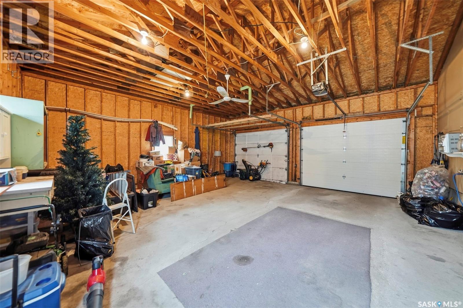 29 Macdowall CRESCENT - 27