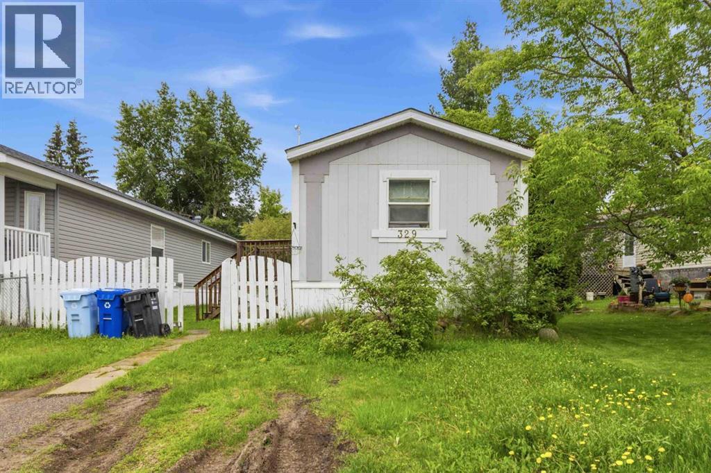 329 Greenwich Lane, Fort McMurray