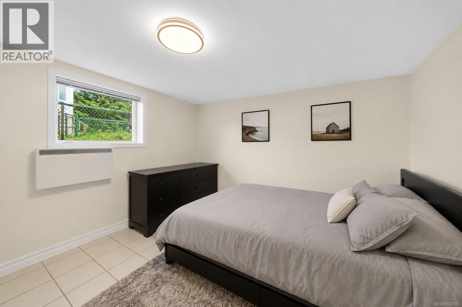 1120 Caledonia Ave - 28