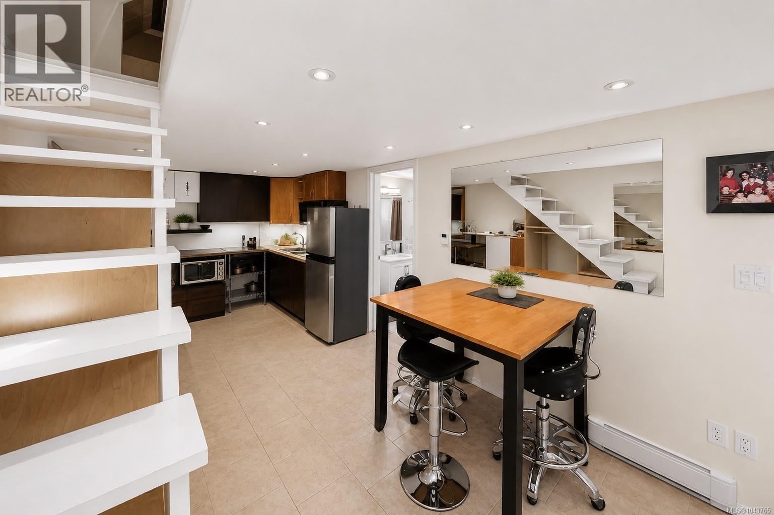 1120 Caledonia Ave - 42