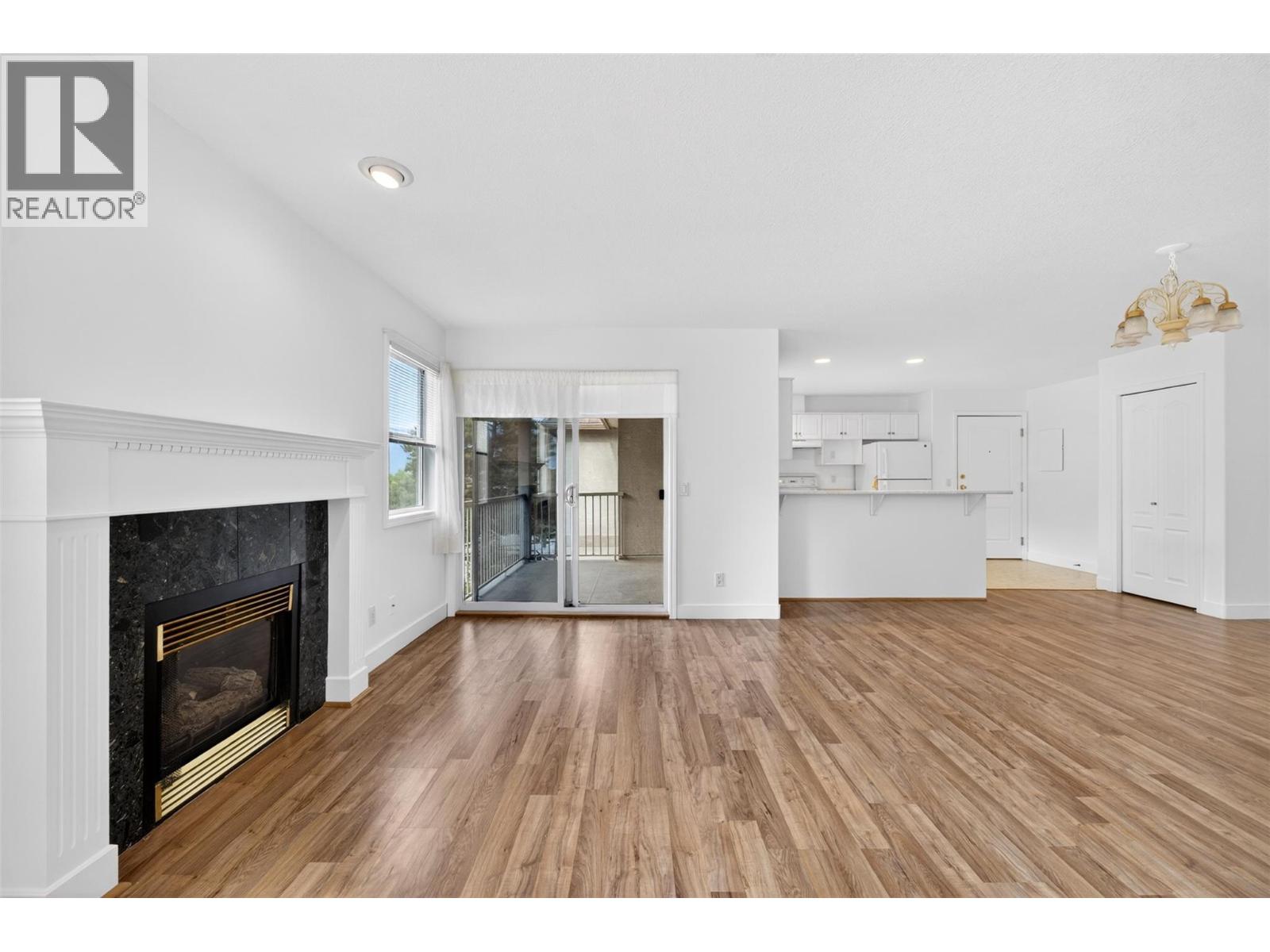 #301 330 7 Street SE - 11
