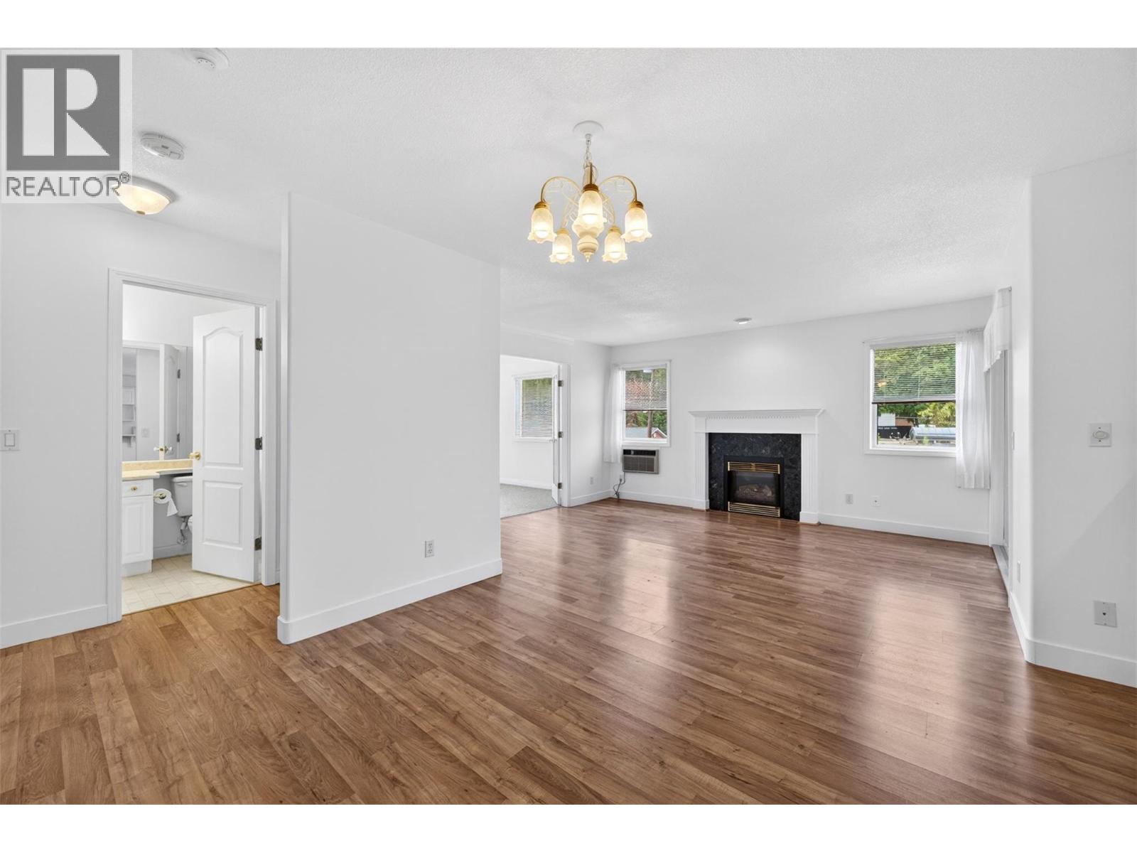 #301 330 7 Street SE - 13