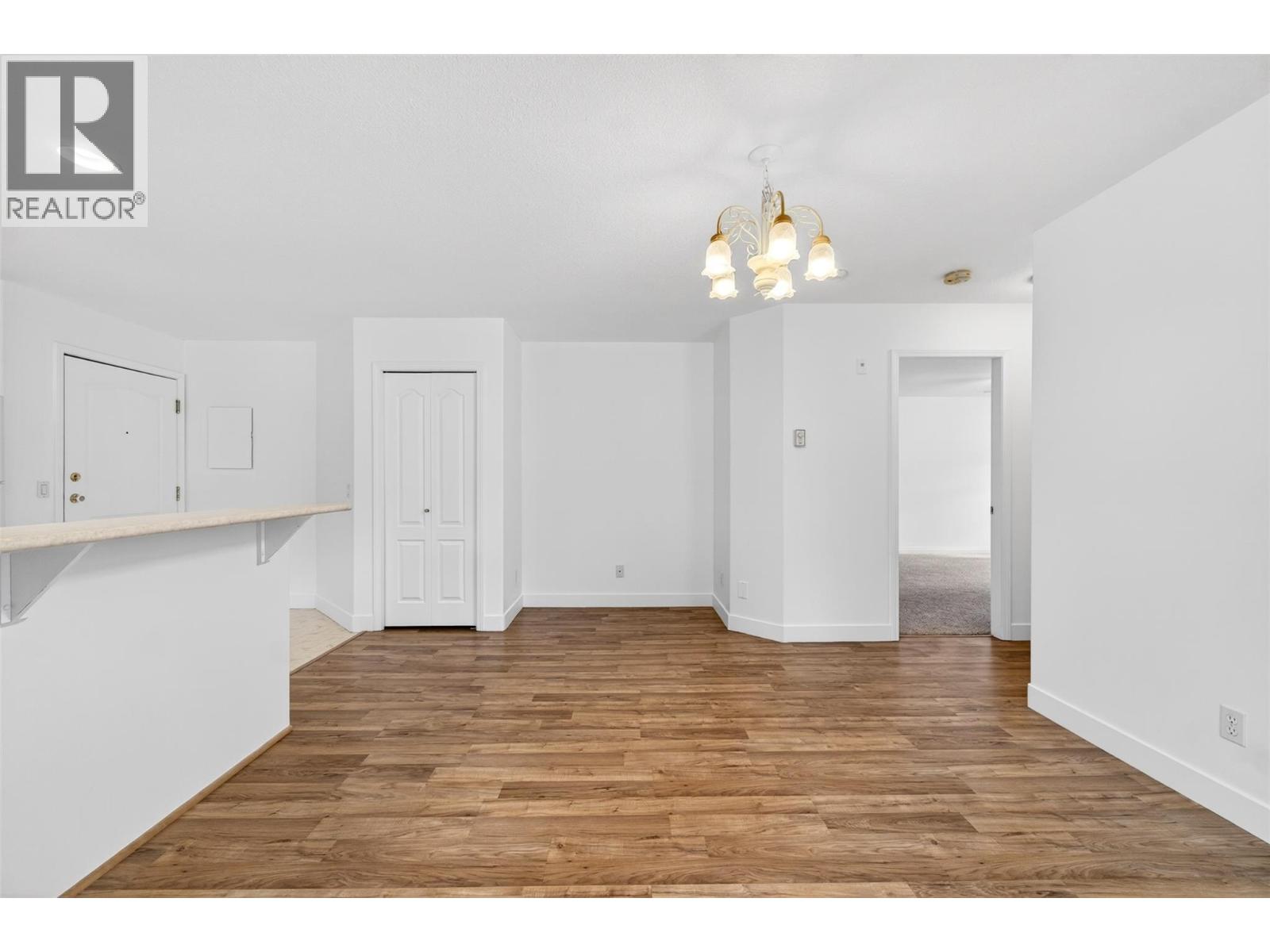 #301 330 7 Street SE - 14