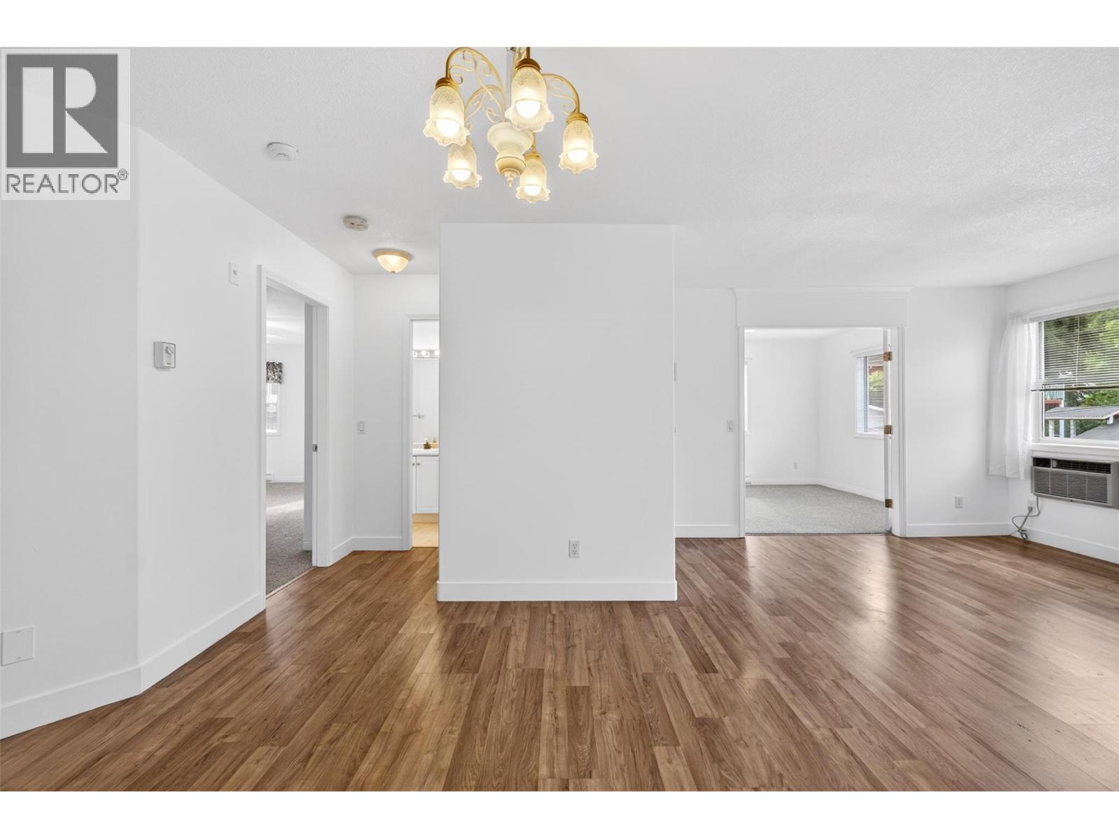 #301 330 7 Street SE - 15