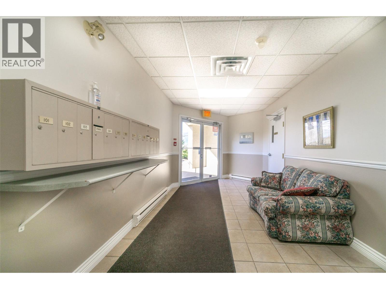 #301 330 7 Street SE - 52