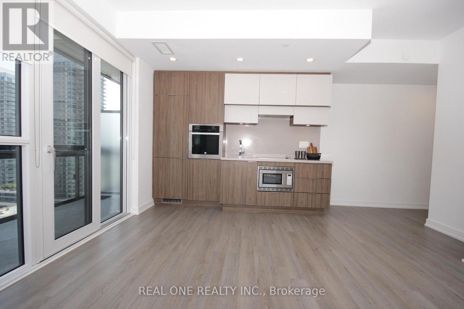 #1709 39 ROEHAMPTON AVENUE - 6
