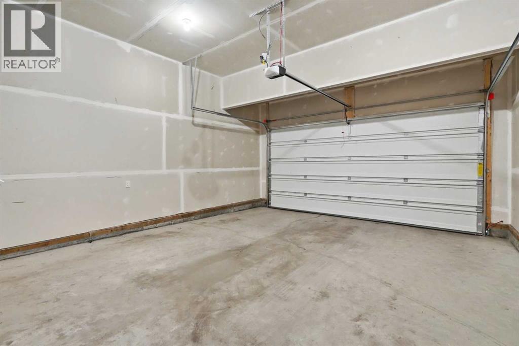 143 Belvedere Crescent SE - 34