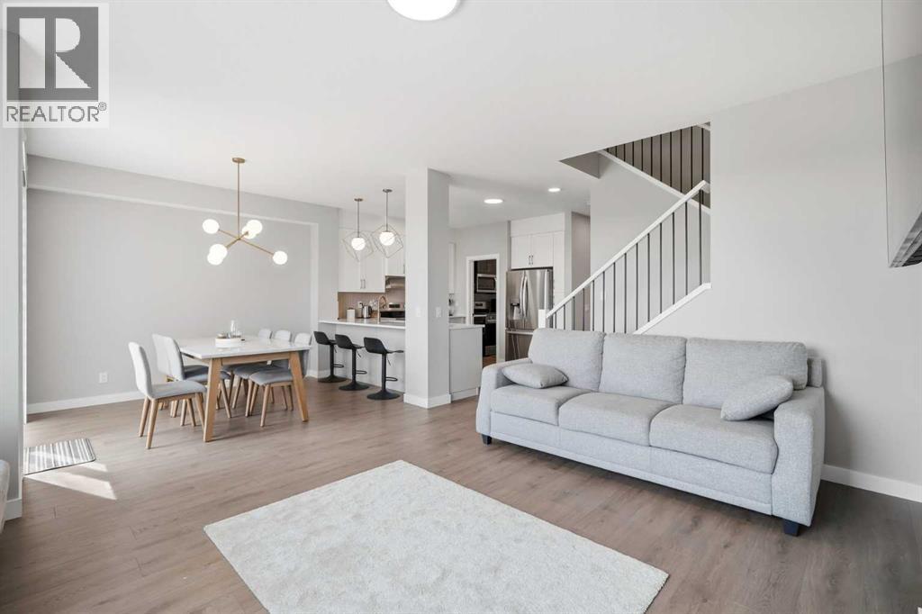 143 Belvedere Crescent SE - 16