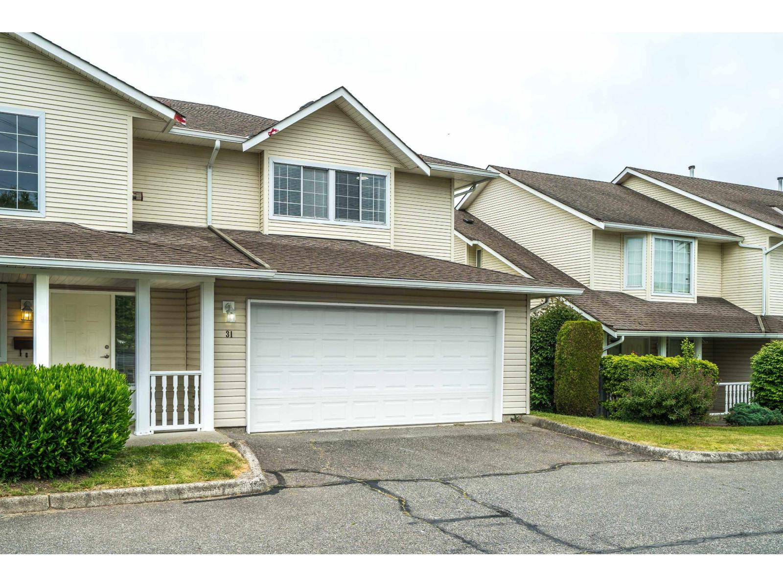 31 31255 UPPER MACLURE ROAD