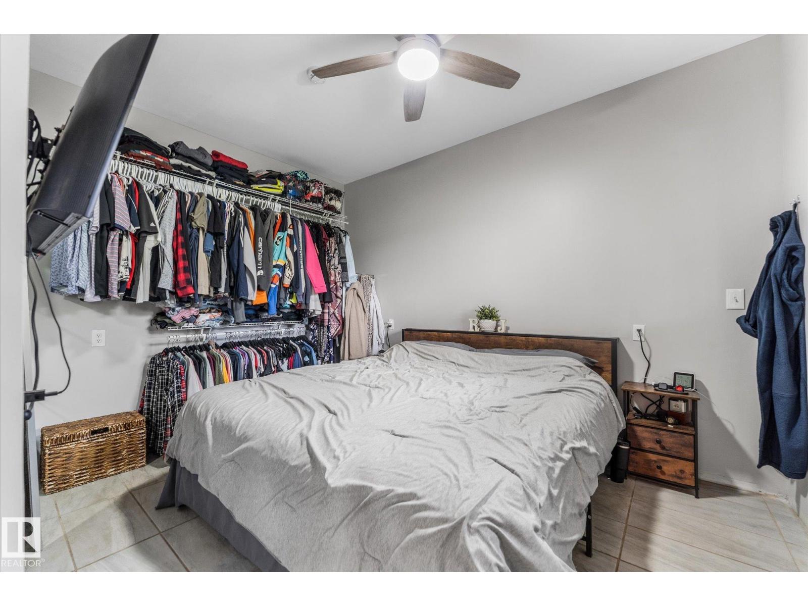 57023 RGE ROAD 220 - 15