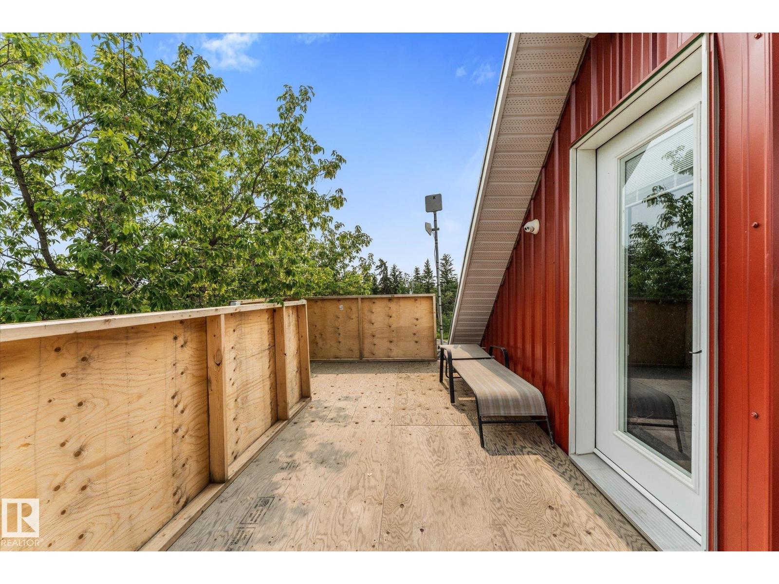 57023 RGE ROAD 220 - 23