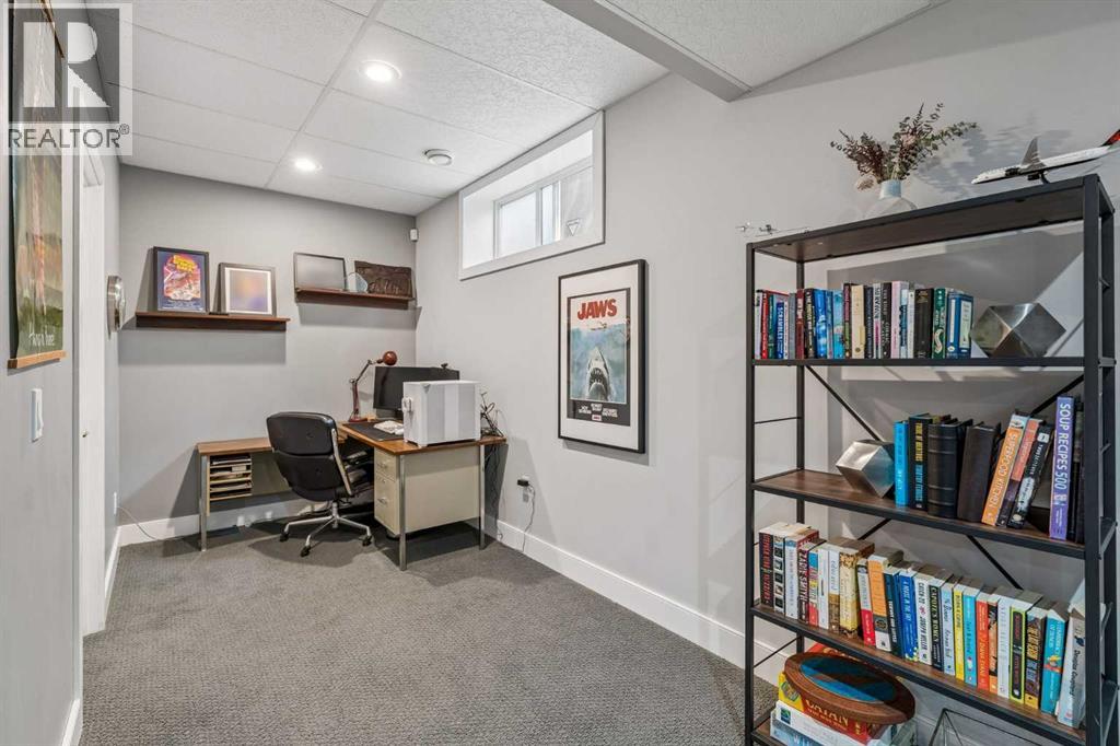 #2 441 20 Avenue NE - 24
