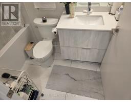 217 - 6 David Eyer Road, Richmond Hill, ON L4S0N5 Photo 7