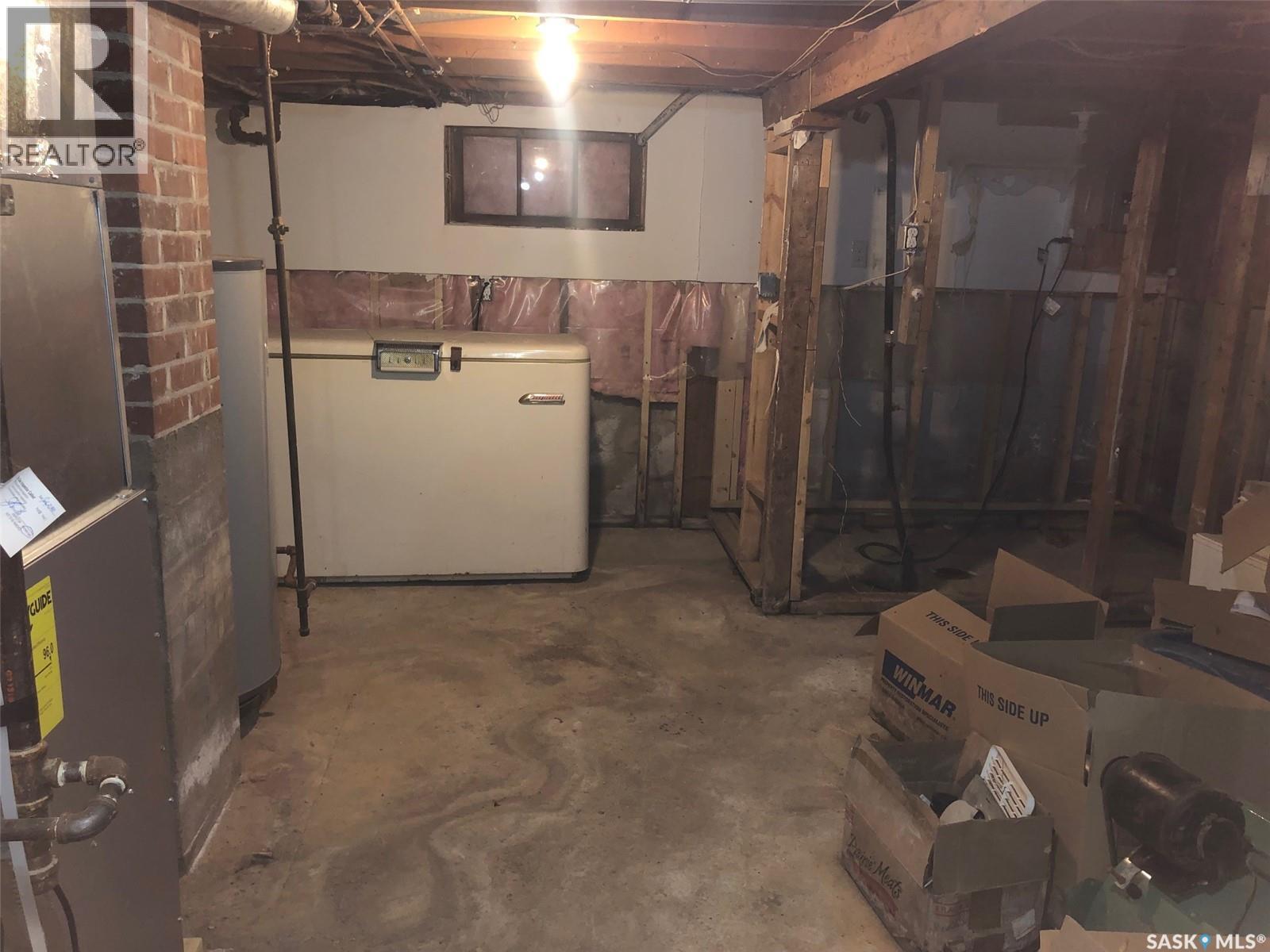 19 1st AVENUE N - 37