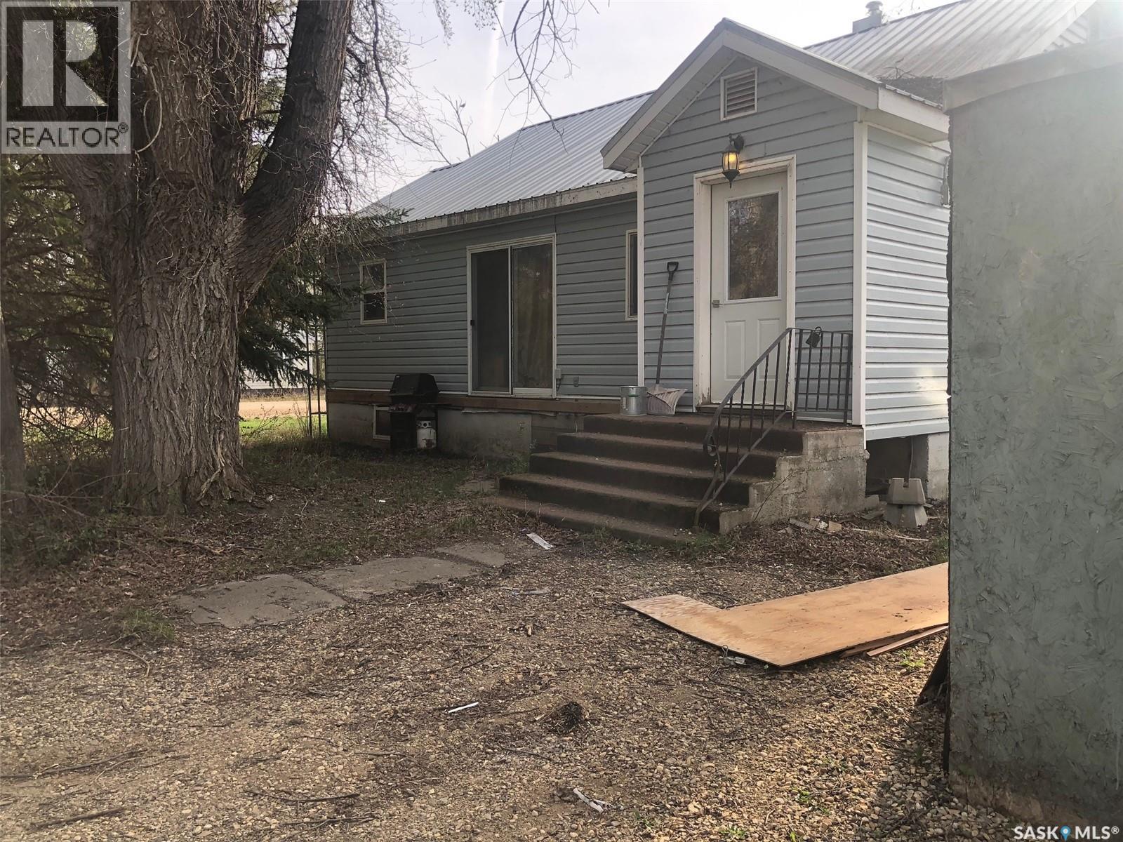19 1st AVENUE N - 41