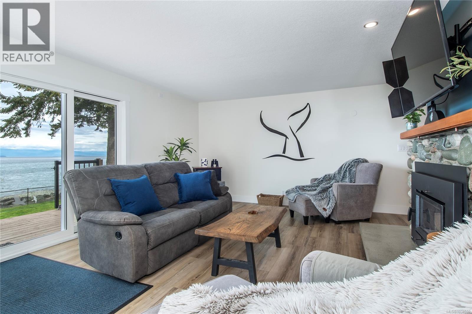 4123 Island Hwy S - 12