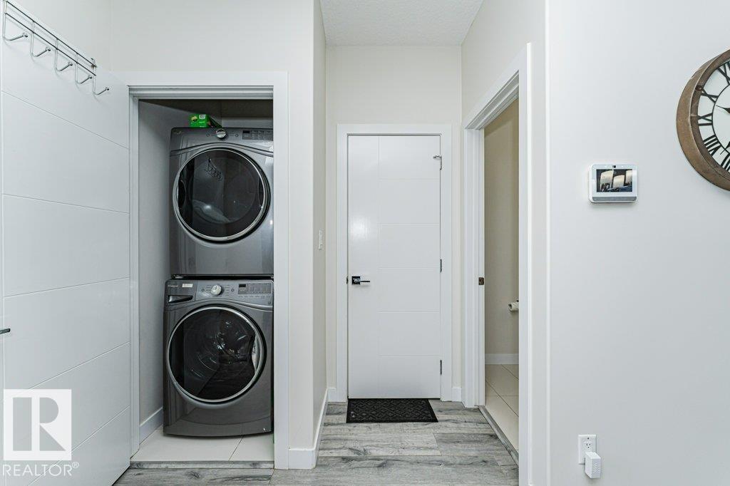 721 BERG LO - Photo 18