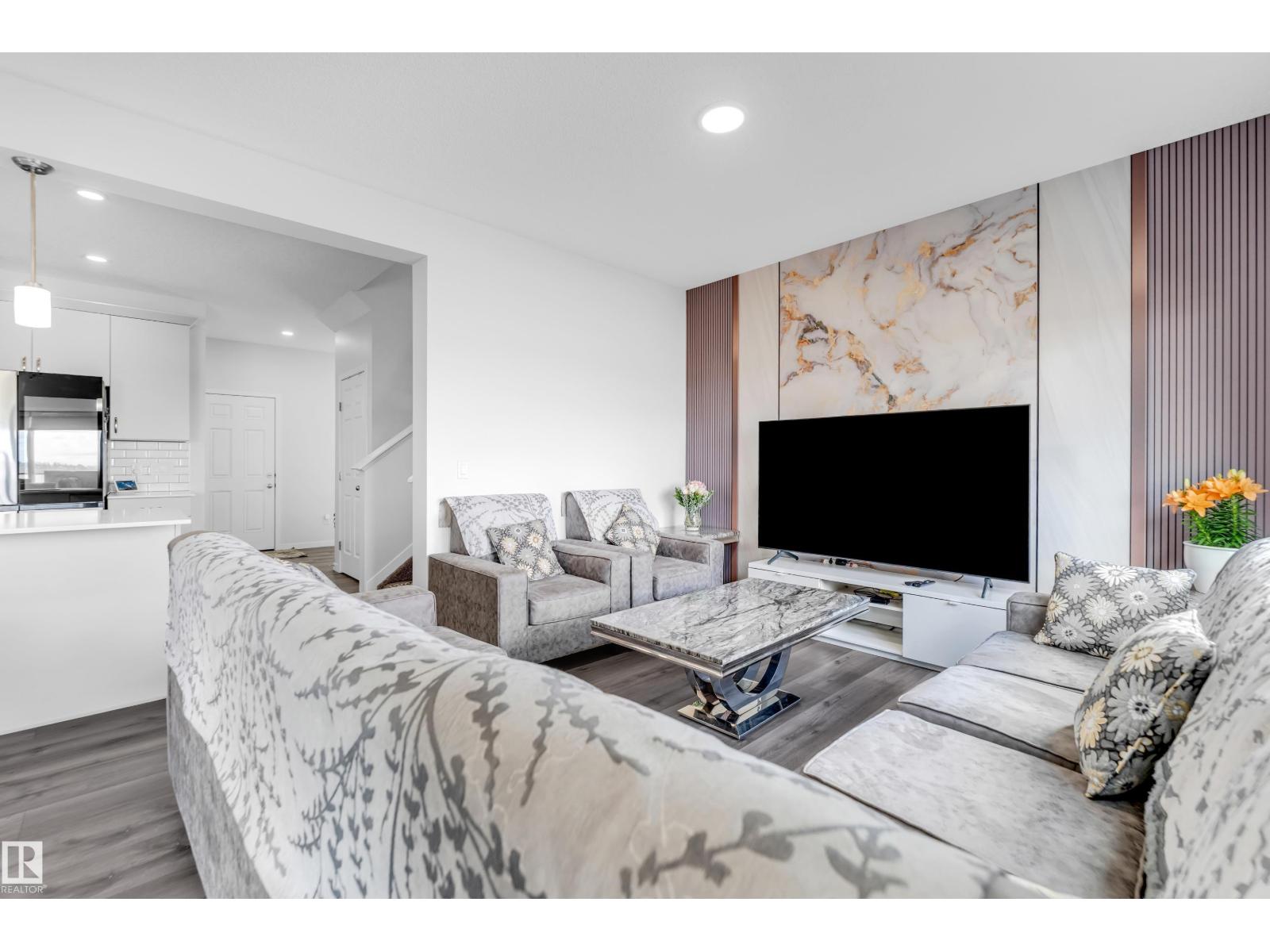 4610 72 AV - Image 14