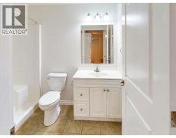 3pc Ensuite bath - 22-4415 Manson Ave, Powell River, BC V8A0A5 Photo 6