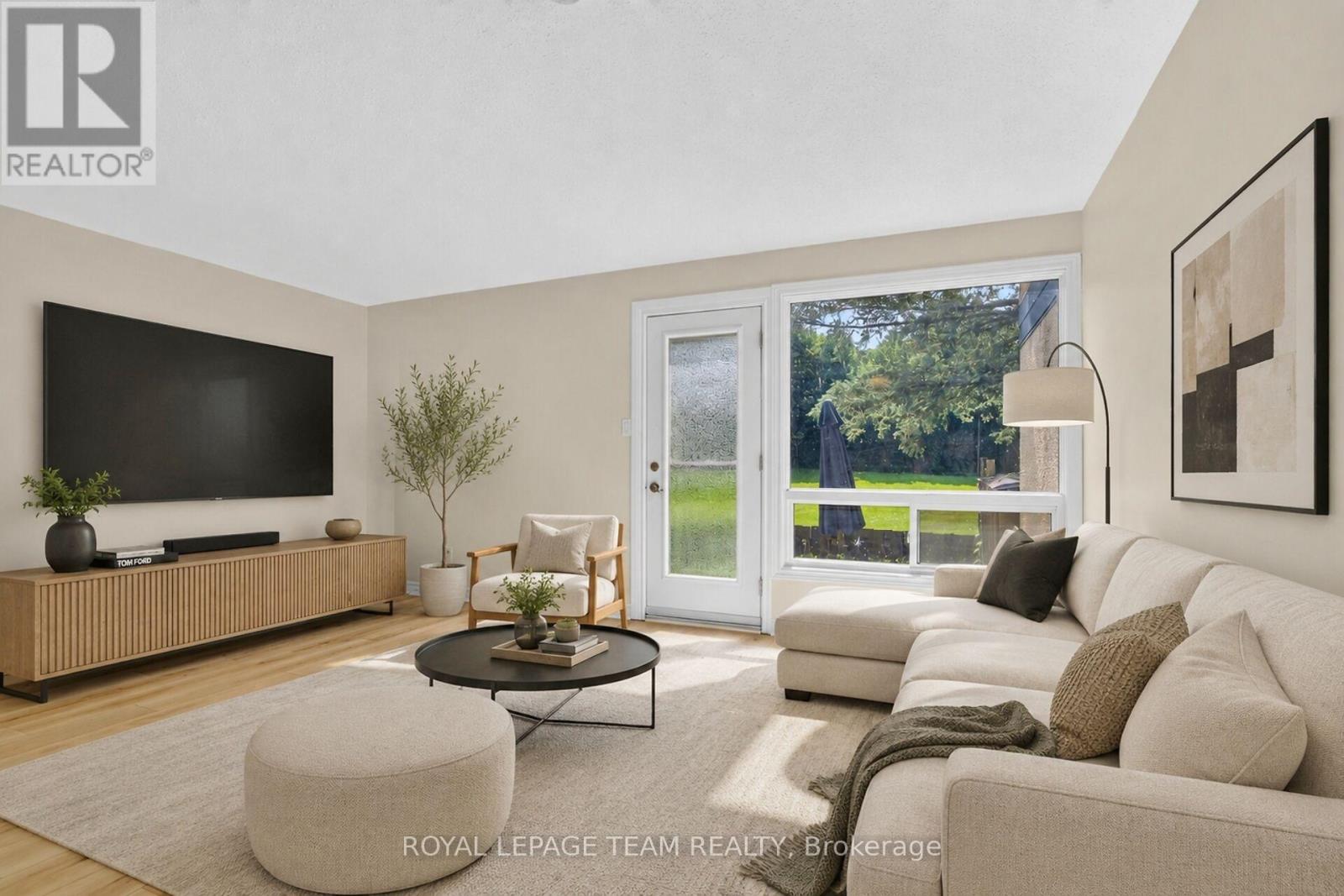 120 MCCLINTOCK WAY - Image 12