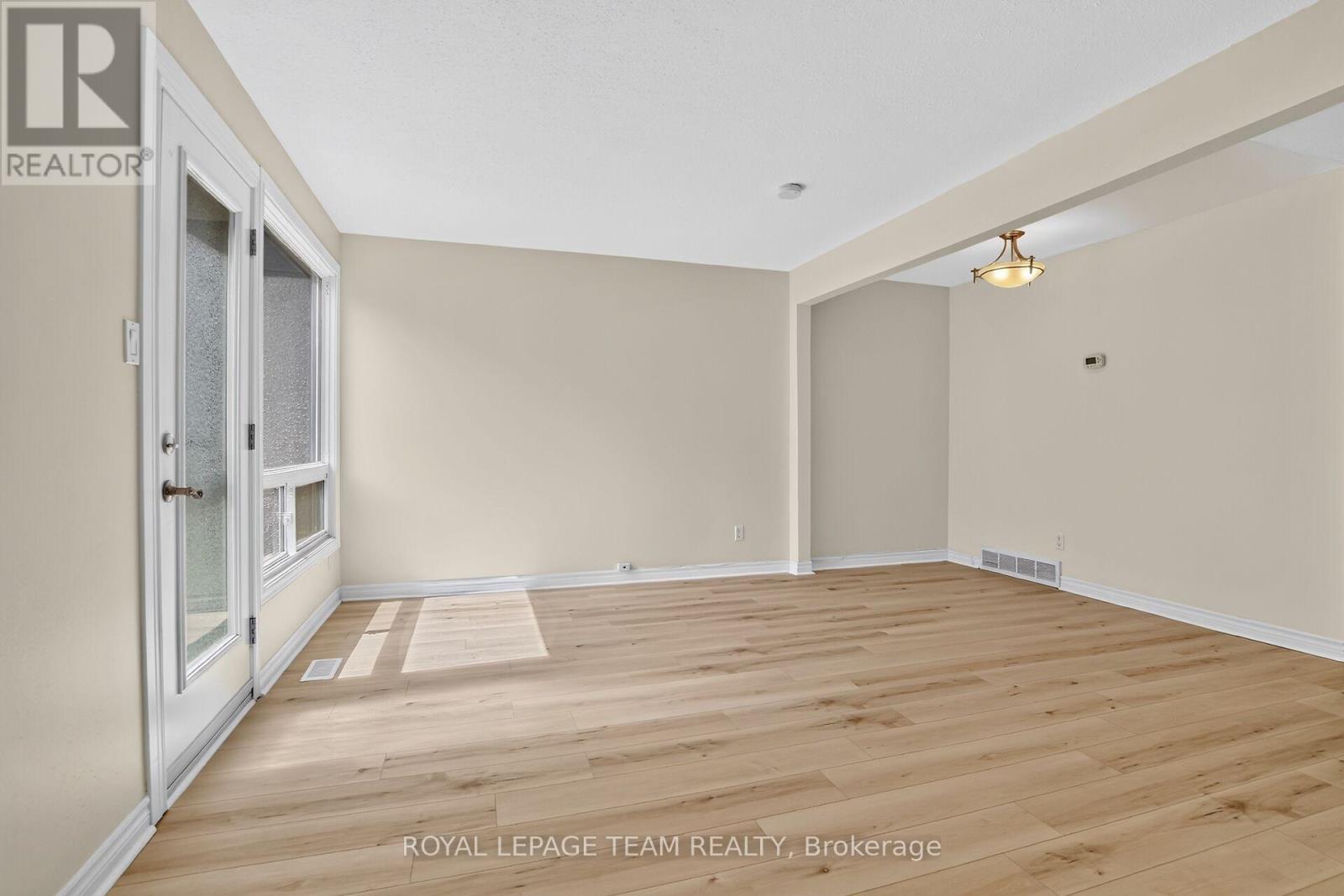 120 MCCLINTOCK WAY - Image 17