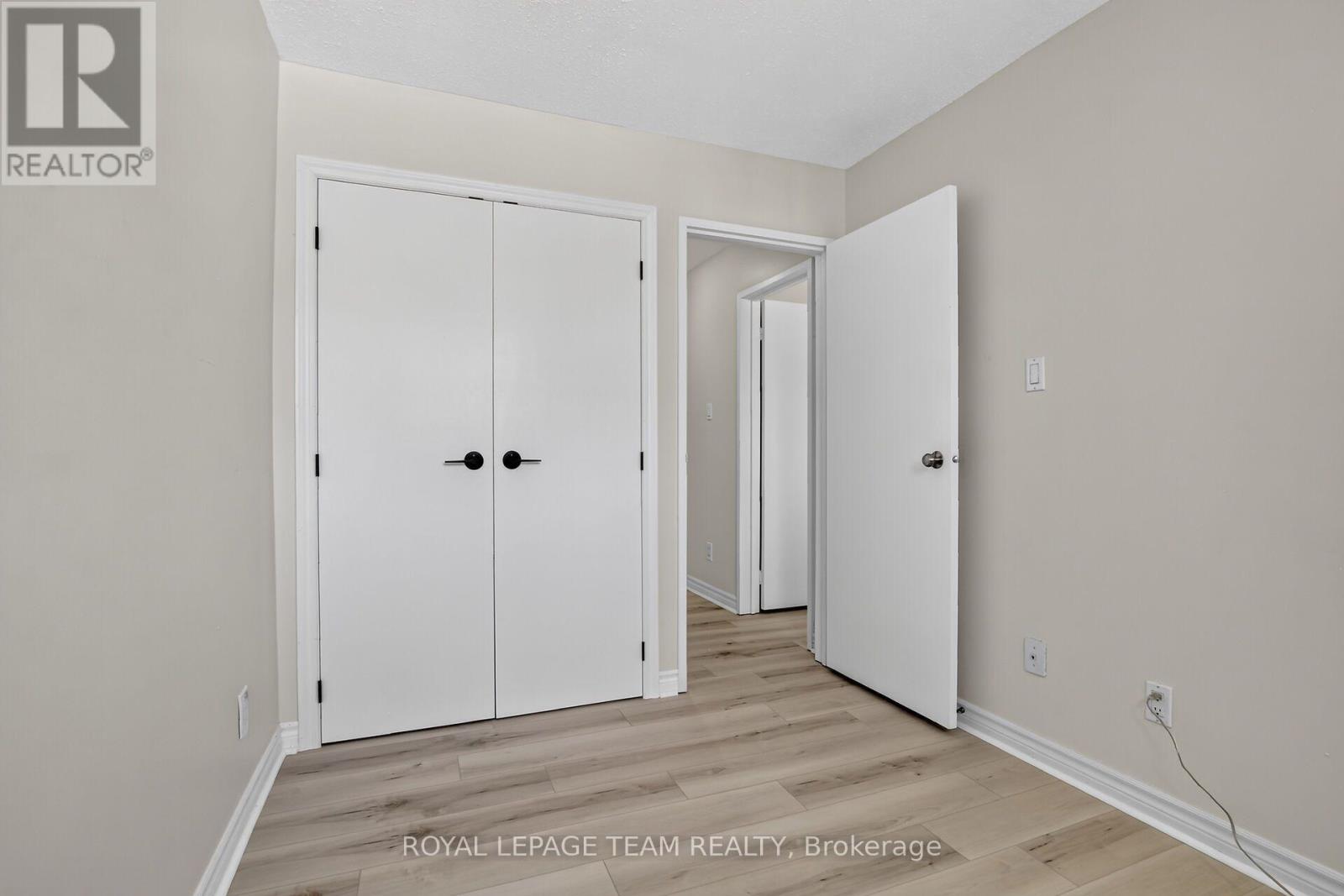 120 MCCLINTOCK WAY - Image 36