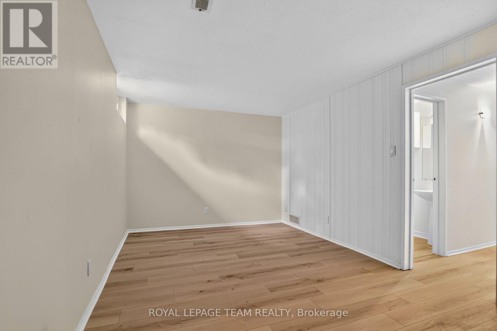 120 MCCLINTOCK WAY - Image 42