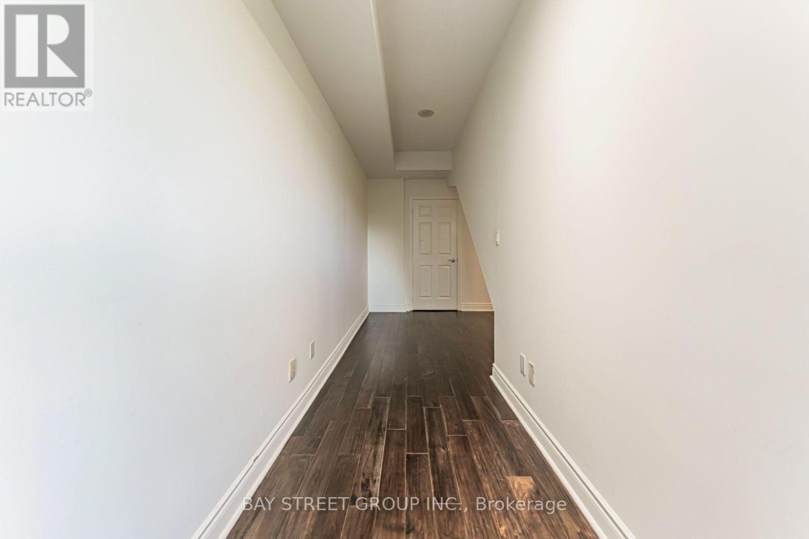 #221 31 OLIVE AVENUE - 35