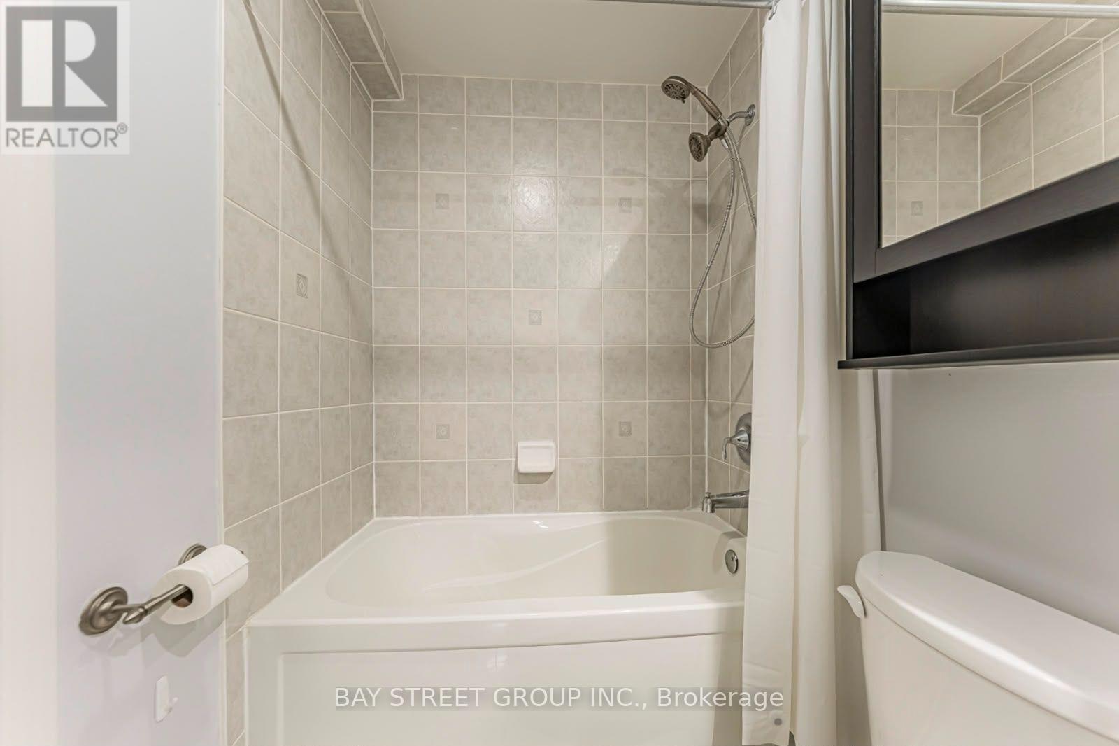 #221 31 OLIVE AVENUE - 41