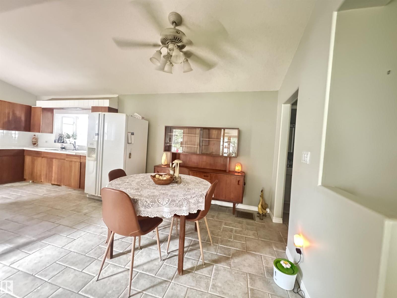 5224 50 AV - Image 12