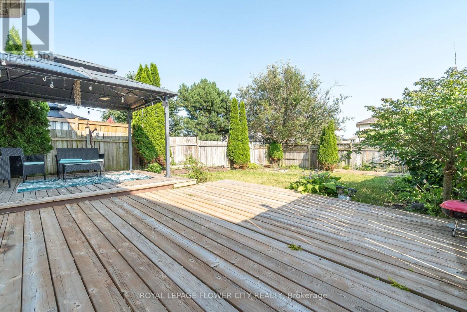 99 WINDFLOWER DRIVE - 33