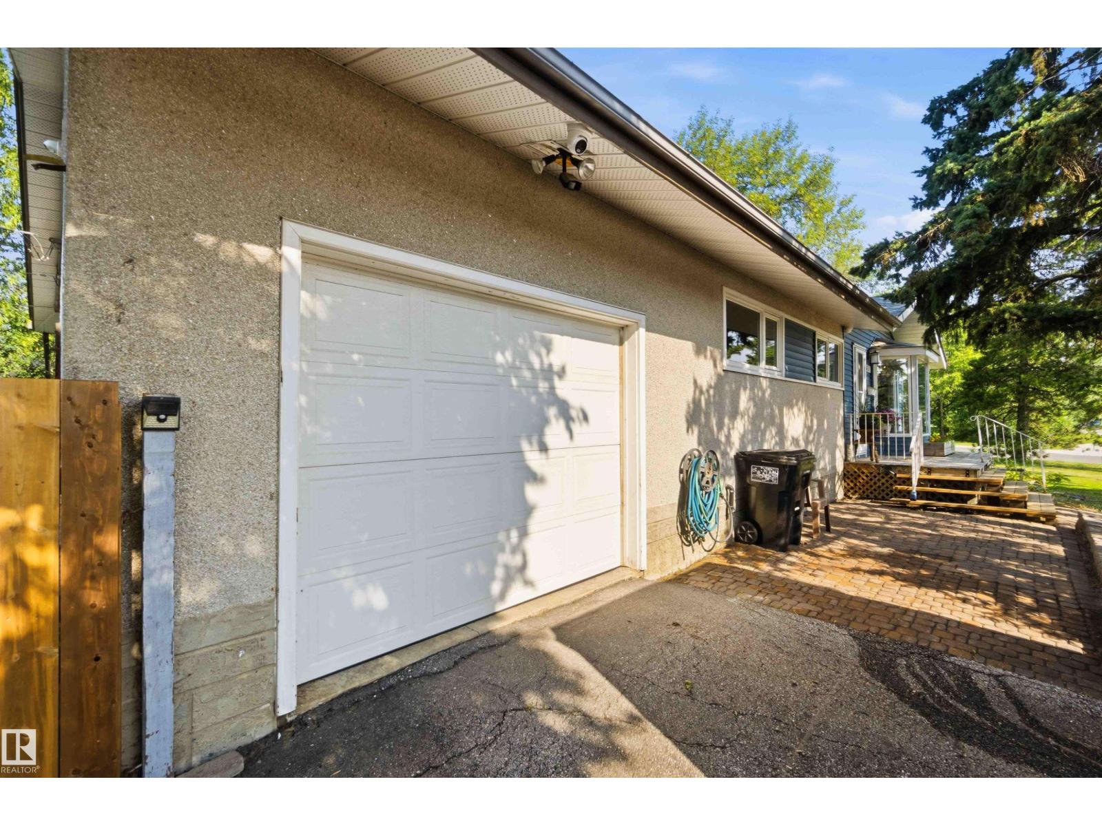 5208 105 ST NW - Image 34