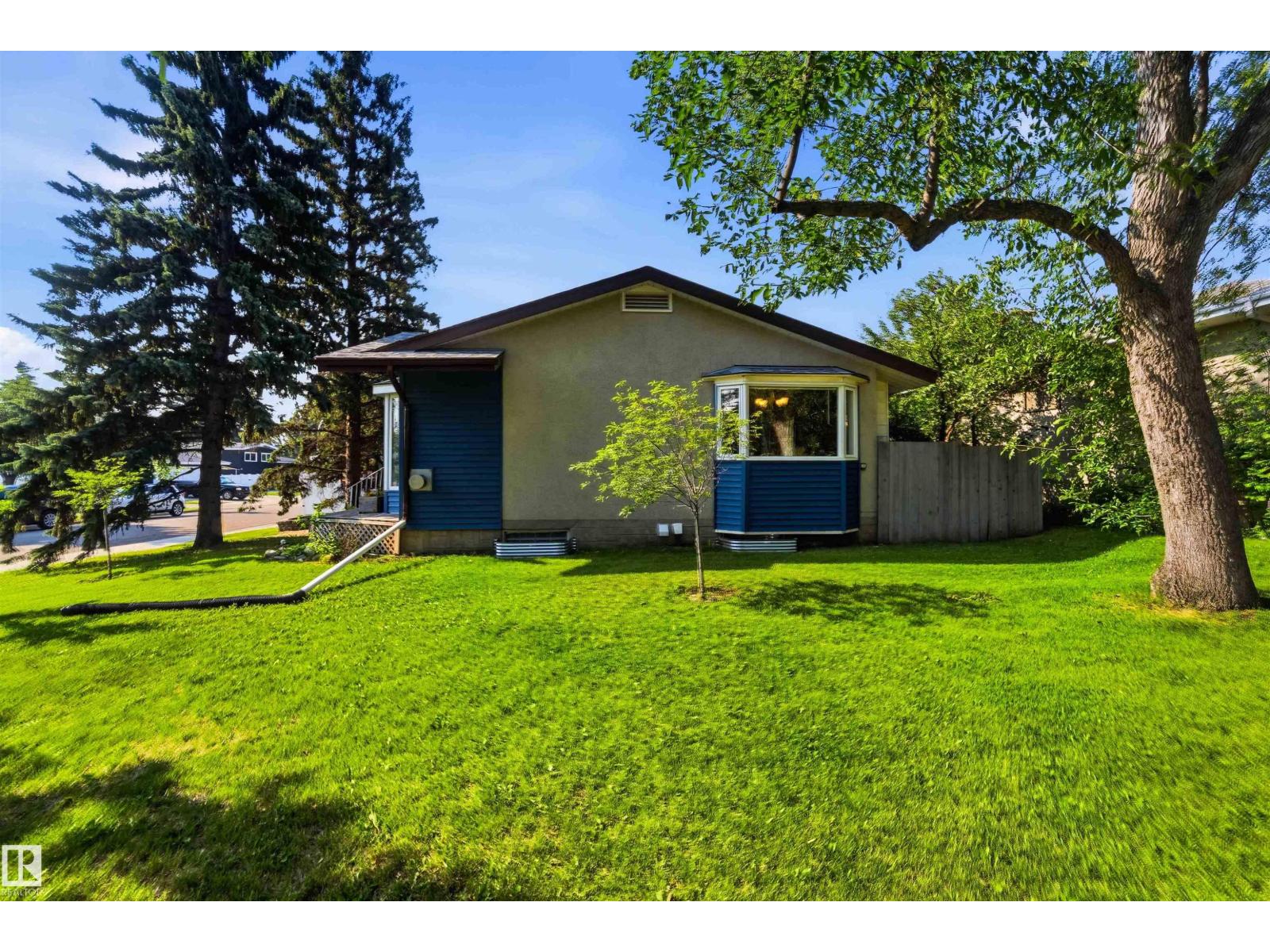 5208 105 ST NW - Image 28
