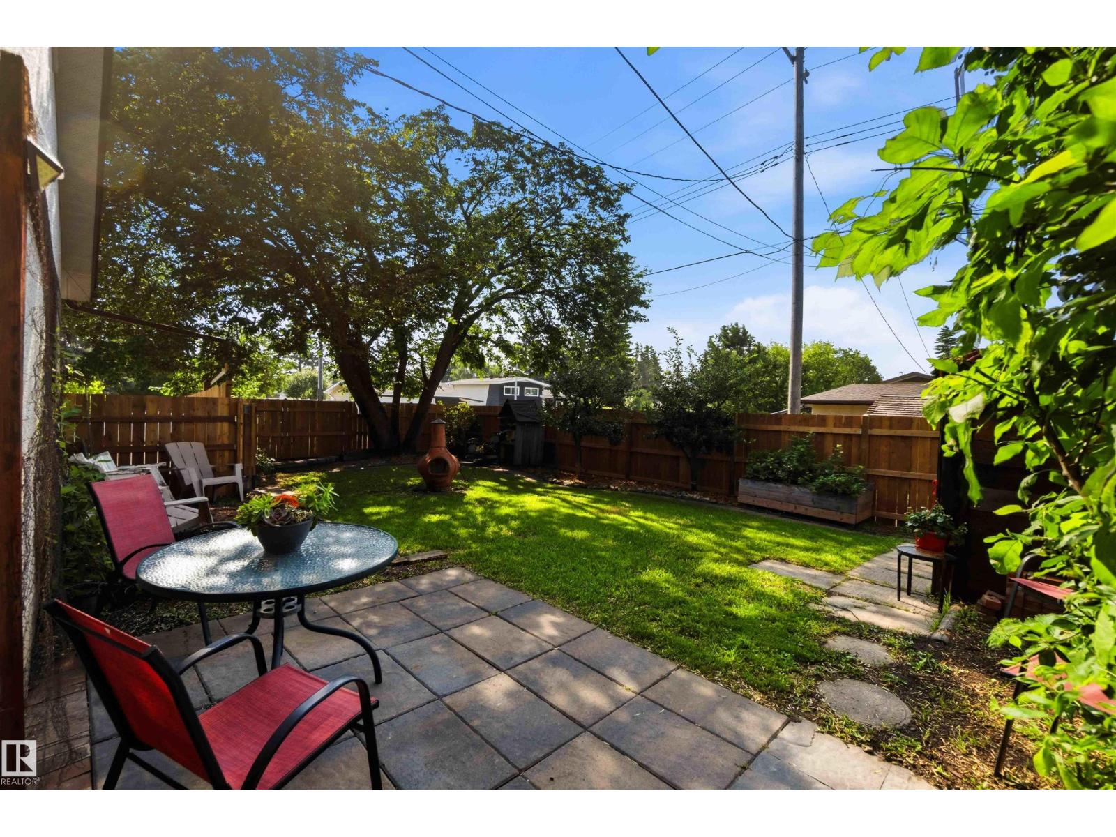5208 105 ST NW - 31