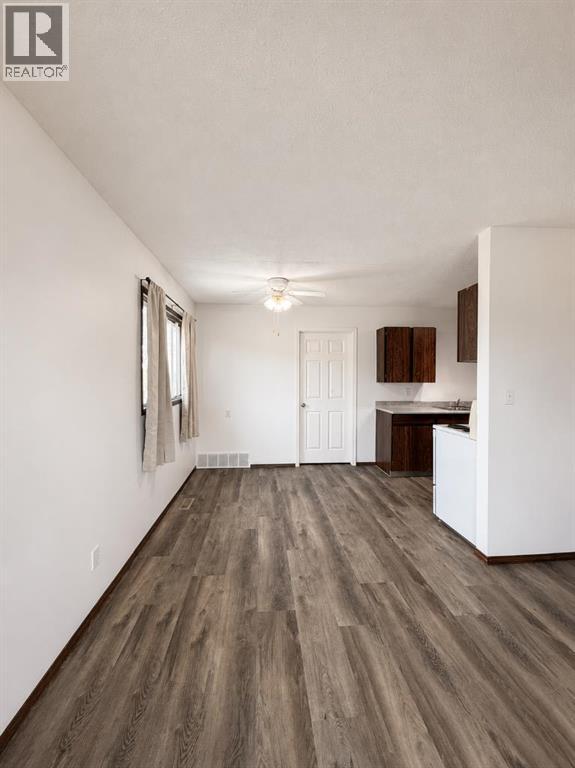 4801, 4805 52 Street - 9