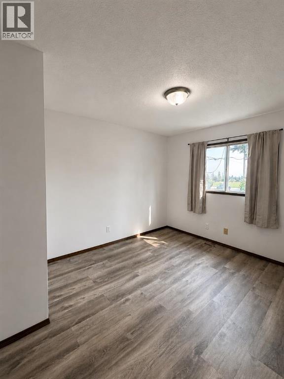 4801, 4805 52 Street - Image 14