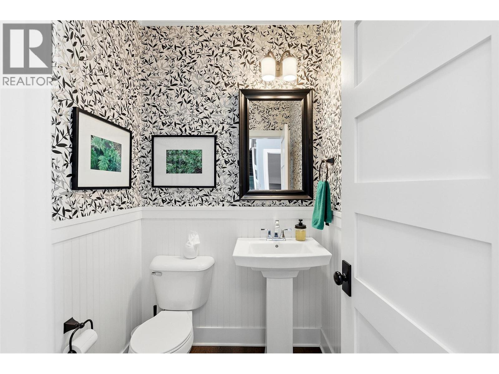 1619 Cheakamus Drive - 14