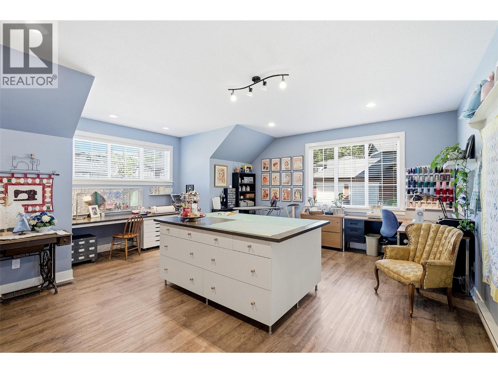 1619 Cheakamus Drive - 40