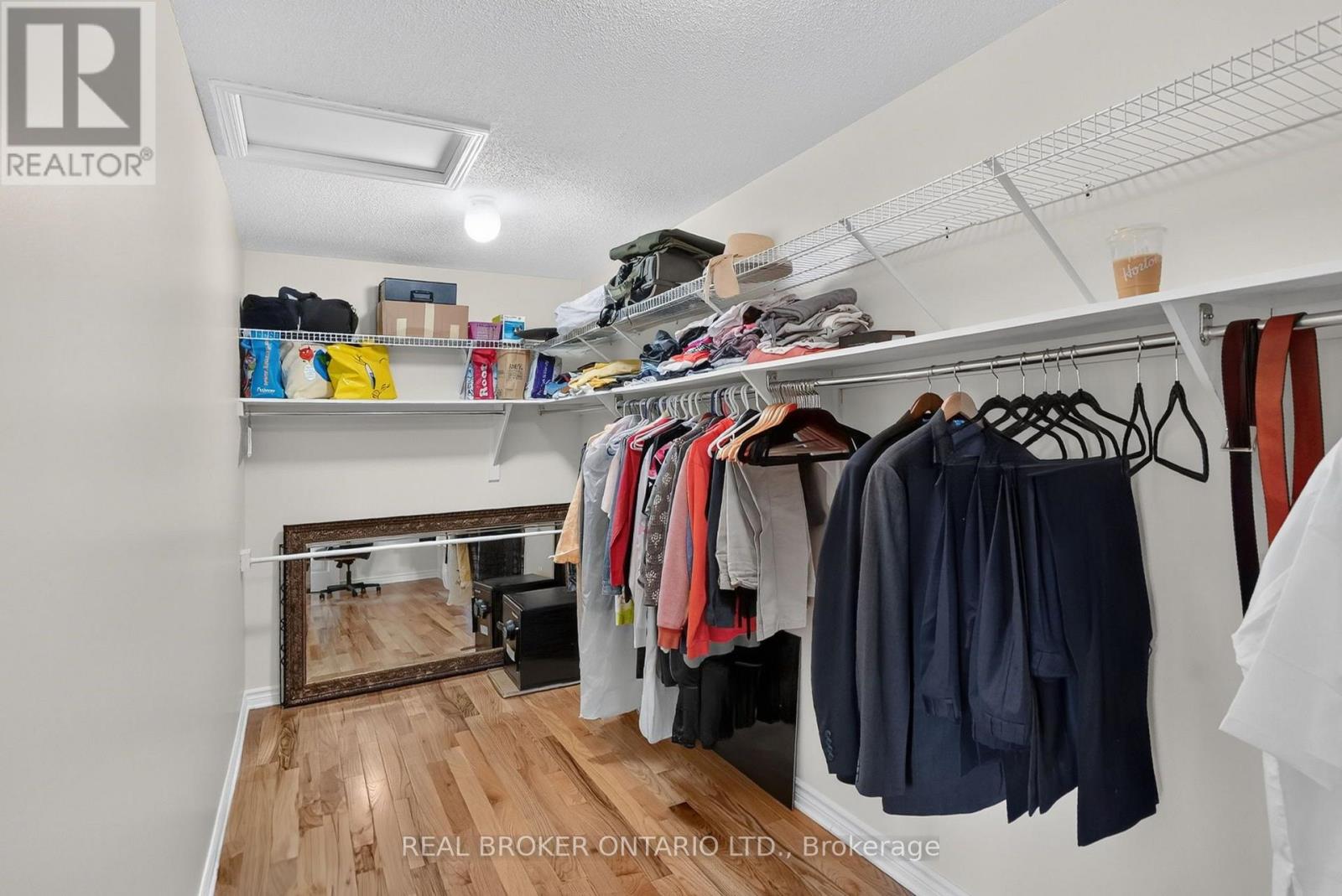 157 FAIRLOP WAY - Image 32