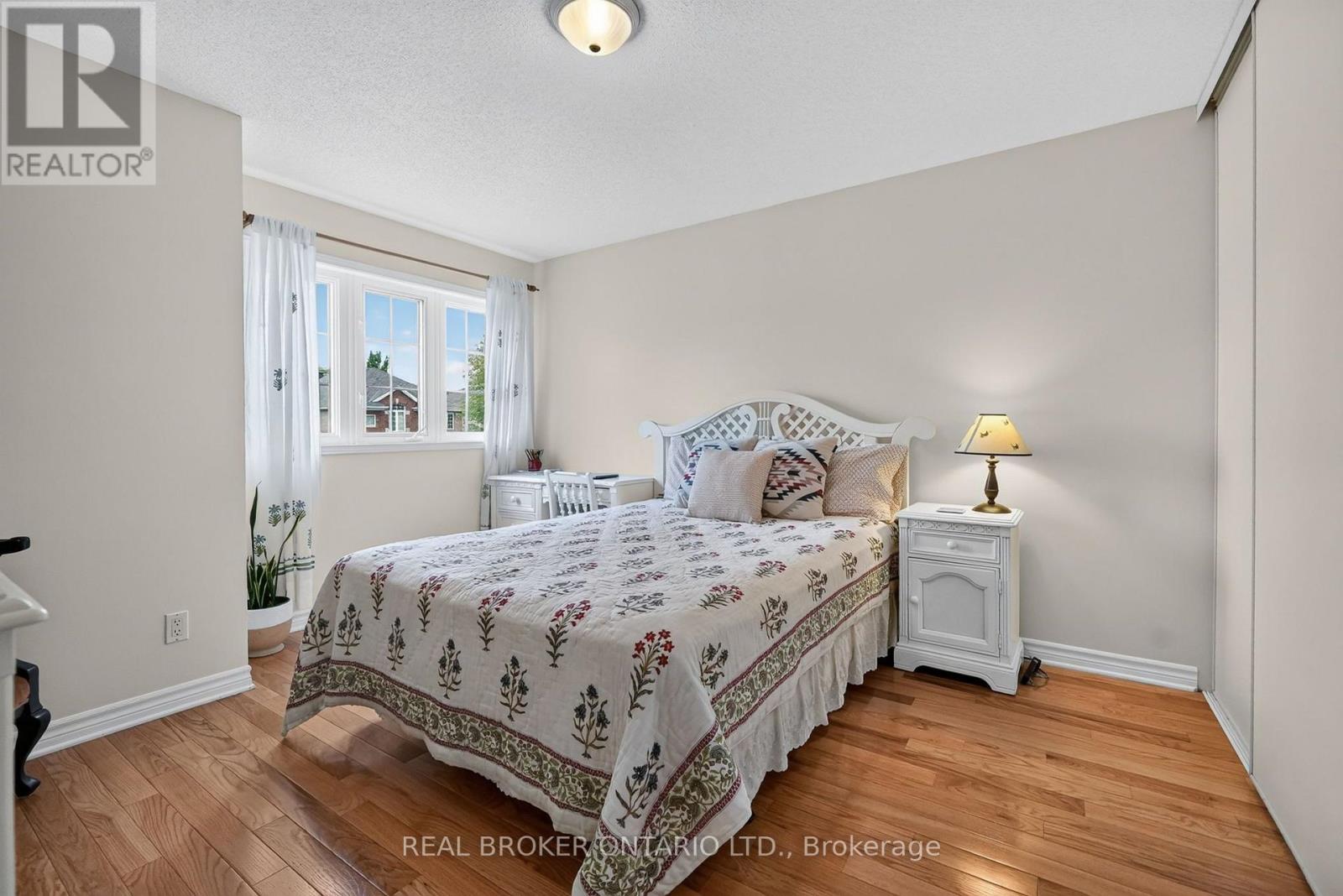 157 FAIRLOP WAY - Image 33