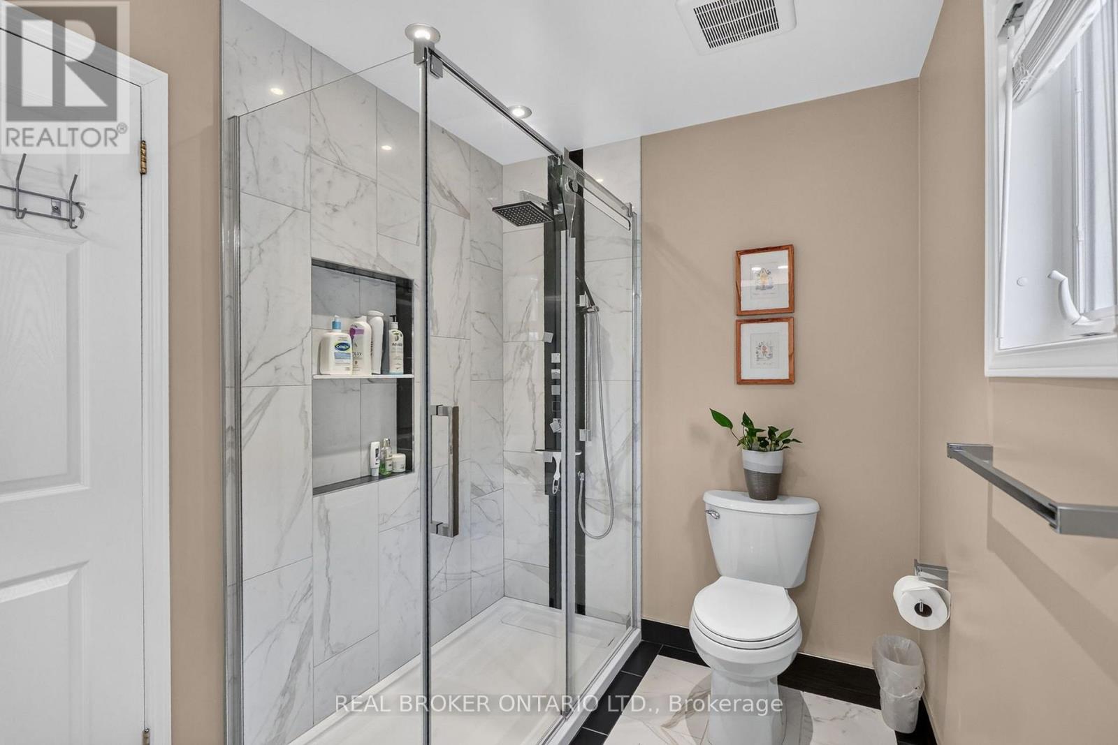 157 FAIRLOP WAY - Image 36
