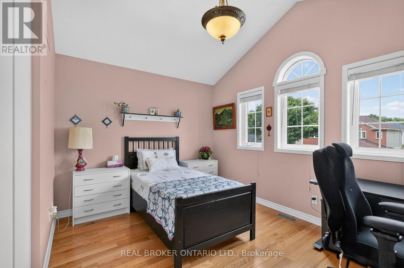157 FAIRLOP WAY - Image 38