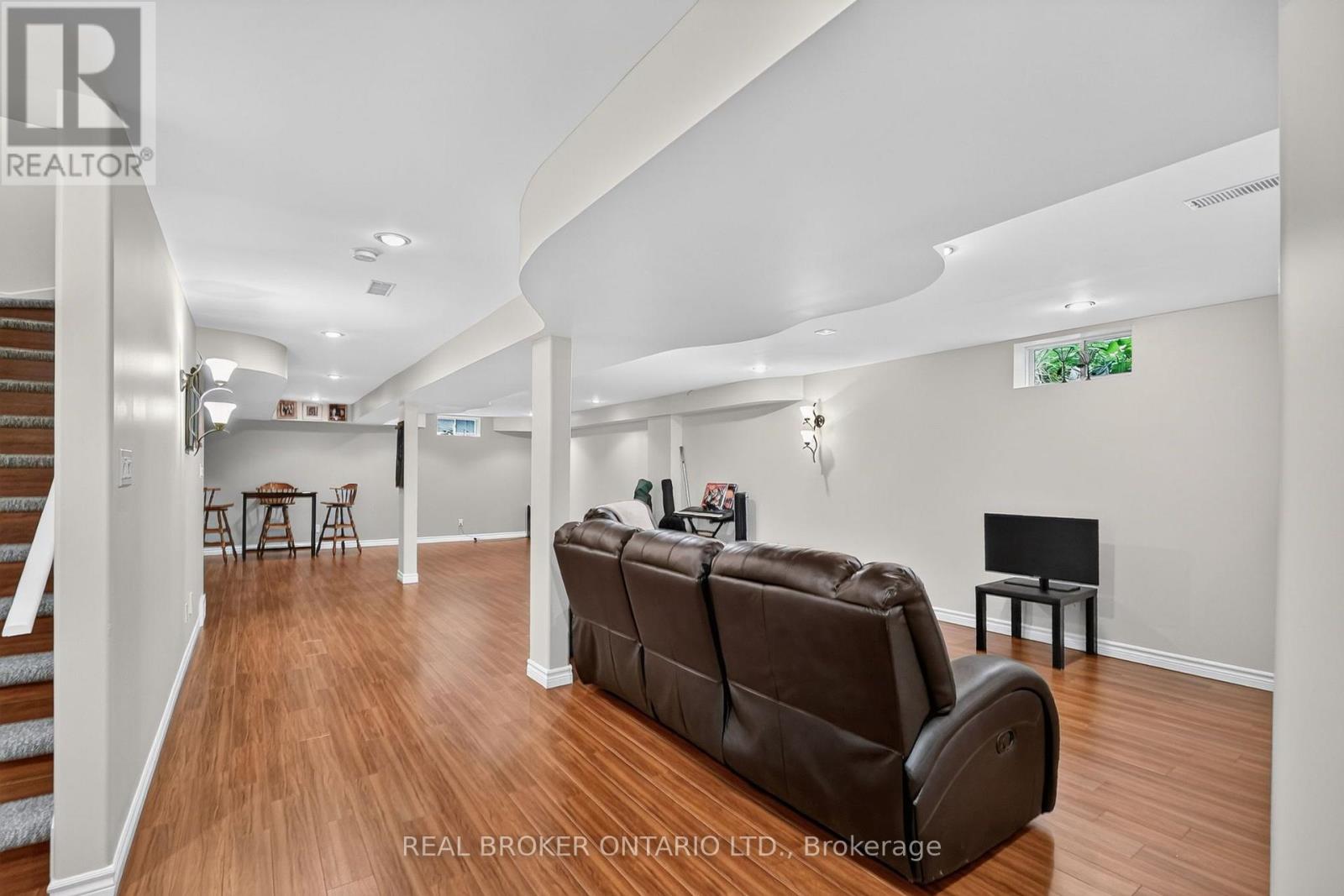 157 FAIRLOP WAY - Image 40
