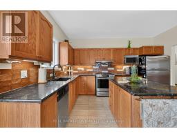 Dining room - 157 Fairlop Way, Ottawa, ON K2J5B8 Photo 8